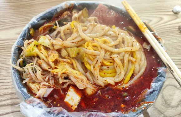 滿街香大碗麻辣燙