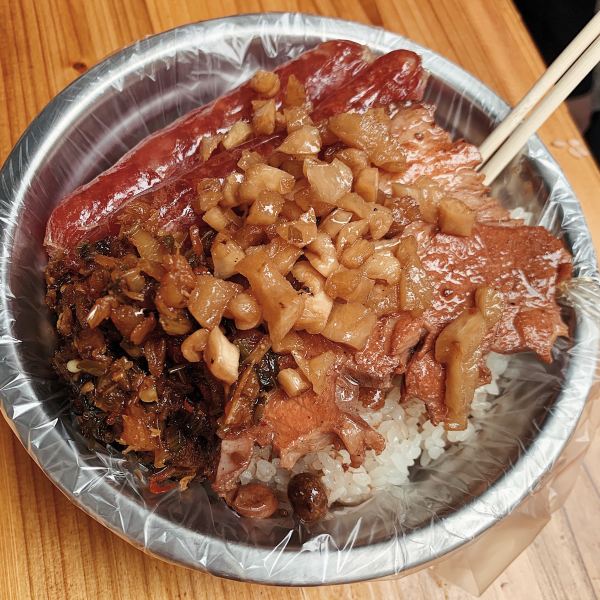 Grandma Liang's 20-Year-Old Traditional Braised Pork with Glutinous Rice
