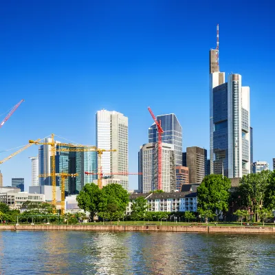 Observation Deck, Terminal 2, Frankfurt Airport周辺のホテル