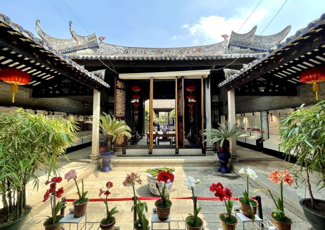 Yuyin Hill House