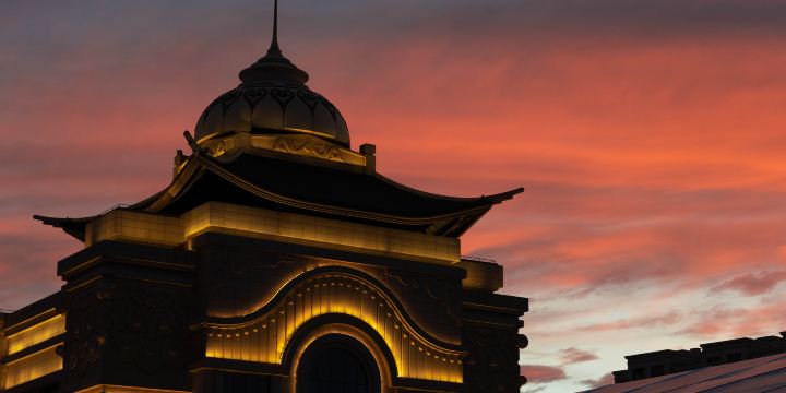 Ulanmuqi Palace