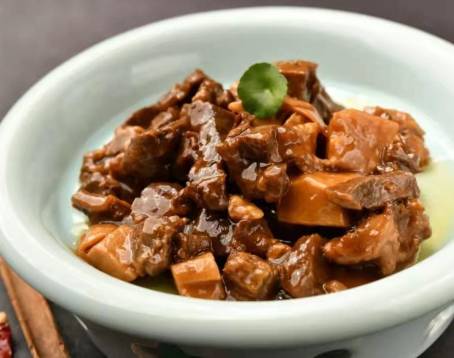 华中假日酒店·新粤食府