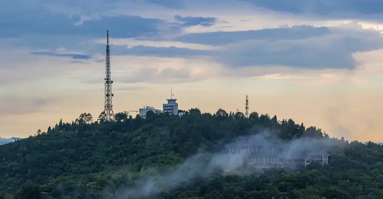 Hotels near Tianfu New Area General Aviation Vocational College