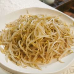 DE YUN JU User Photo