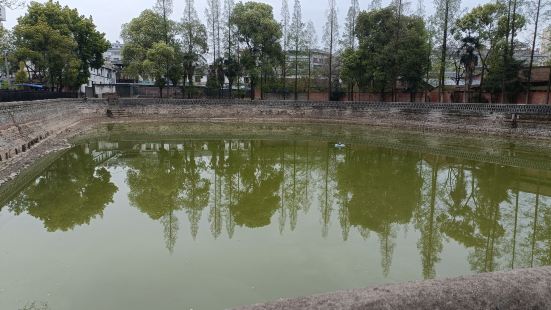 飲馬池小学