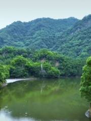 Shiyan Taohua Lake