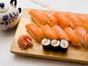 Natsu Sushi