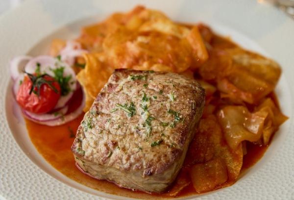 Menza Restaurant and Cafe