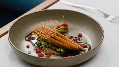 Restaurant Tim Raue in ベルリン