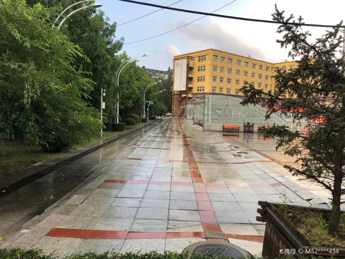 Hotels near Zhenxing Square