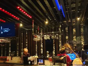 Vibes Club
