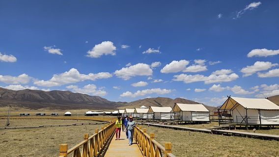 Qilian Tianjing Sacred Lake Tuomao Tribe Scenic Area