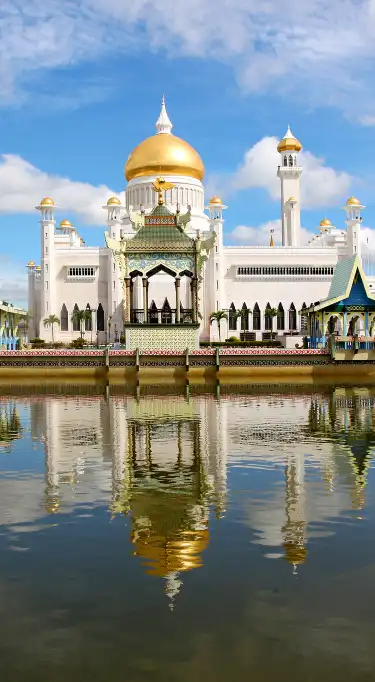 ブルネイ・ダルサラーム国のプールのあるホテル