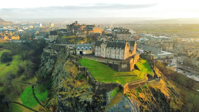 1_Edinburgh Castle
