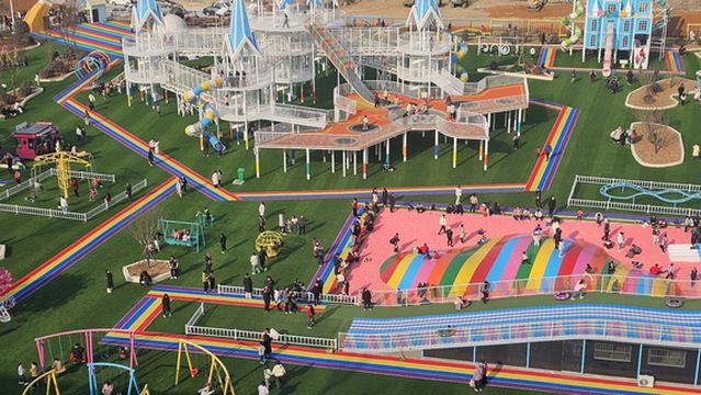 Lüxin Chunfang Oriental Park