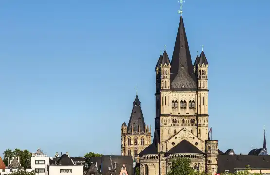 ケルン市役所周辺のホテル