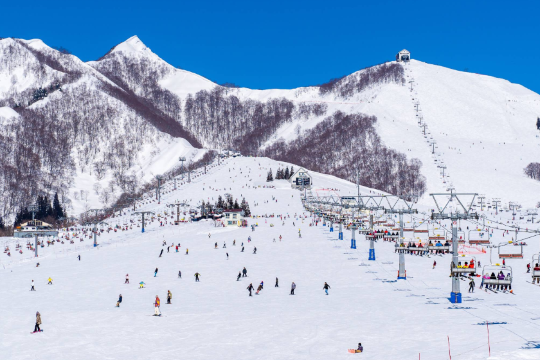 巖原滑雪場