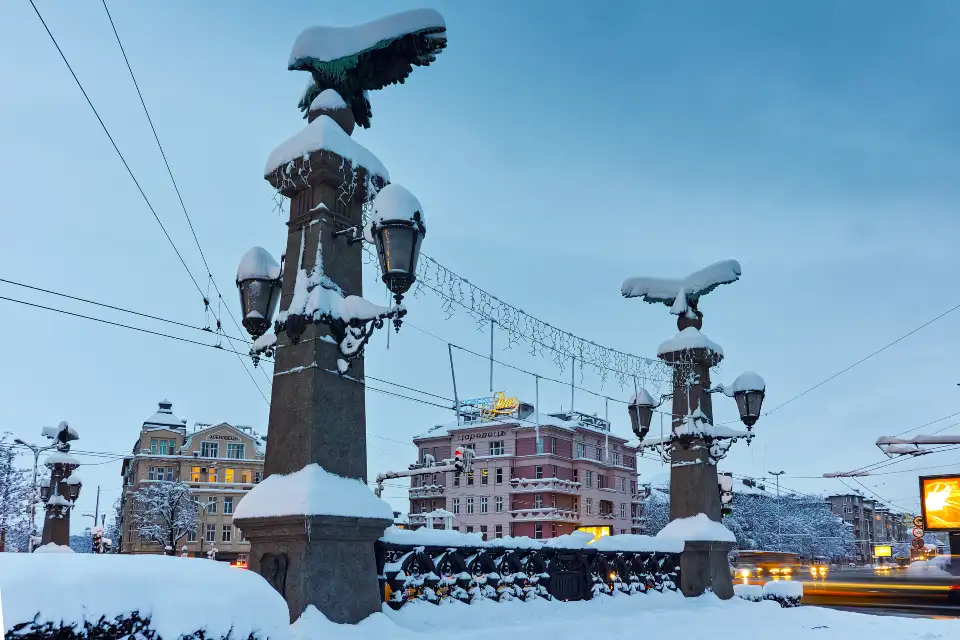 1_Eagles' Bridge