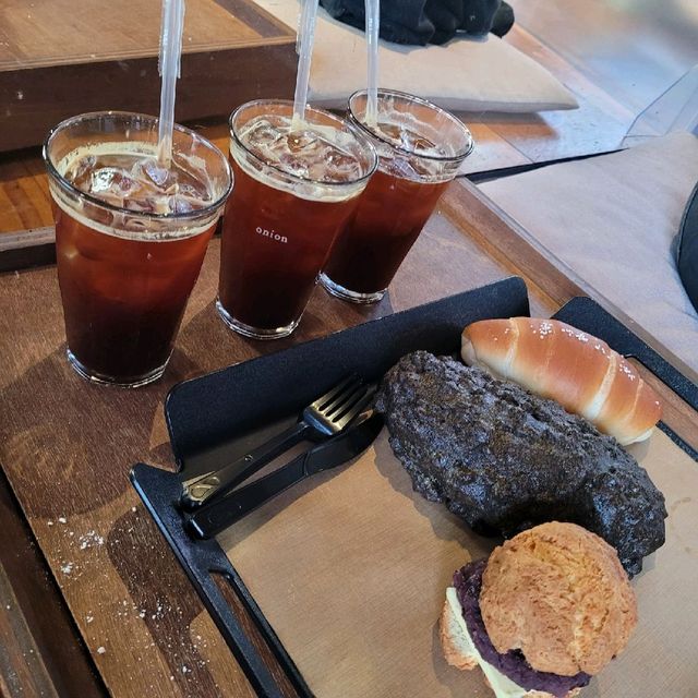 빵이 지이인짜 맛있는 카페 [어니언]