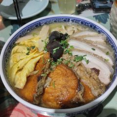 De yi lou zheng Restaurant 여행 사진