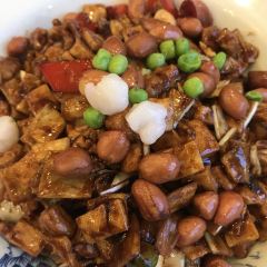 雷峰塔·藕香居餐厅 User Photo