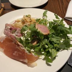 Cafe Amore Bistro User Photo
