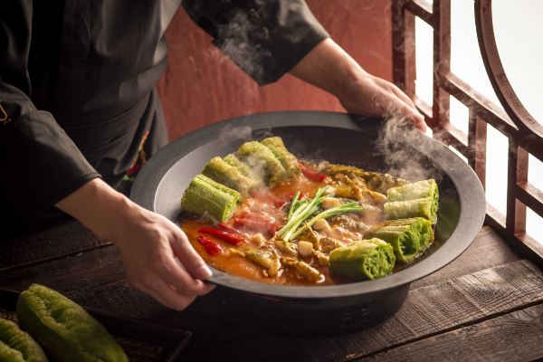 JIANG CHENG XIAO GUAN