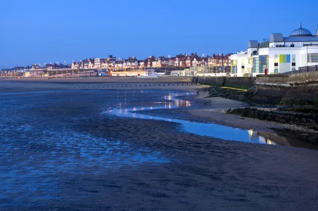 Hotels near Beverley Guildhall