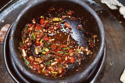 张老九卤烤小吃坊