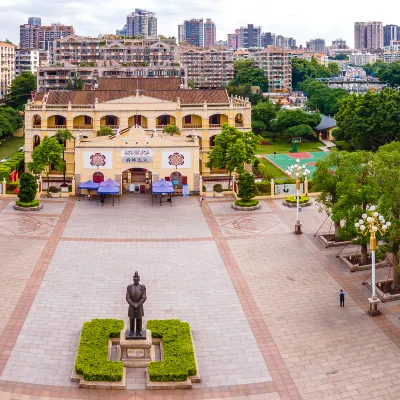 Отзывы об отеле Oranges  Hotel (Guangzhou Shiling Leather City Store)