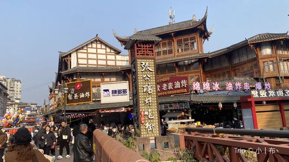 Zhanggongqiao Food Street
