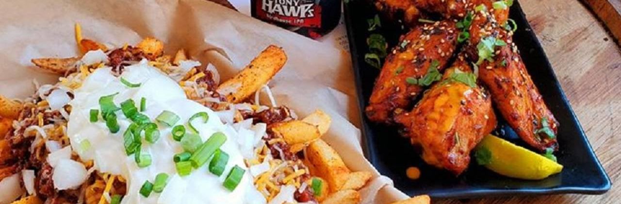 Junction 52 Bar & Grill