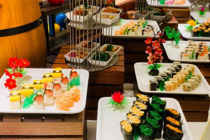 裕华铂金酒店西餐厅