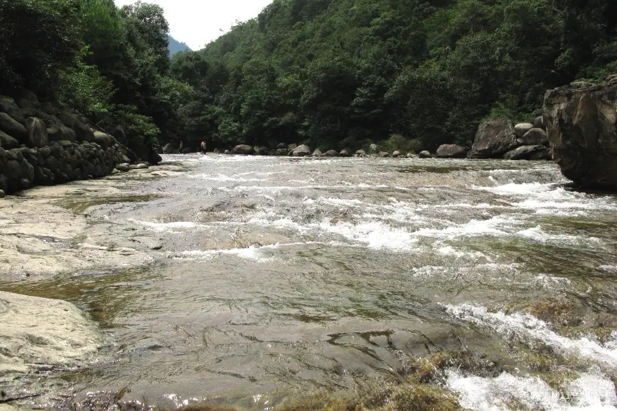 Wuyi Shan Tai Pingyang Water Square