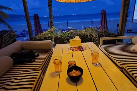 Paradise Beach Bar & Cinema Danang