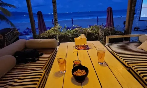 Paradise Beach Bar & Cinema Danang