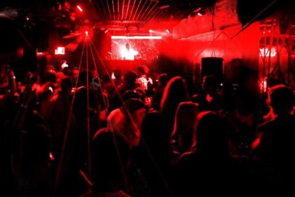 Round 6 Bar & Night Club