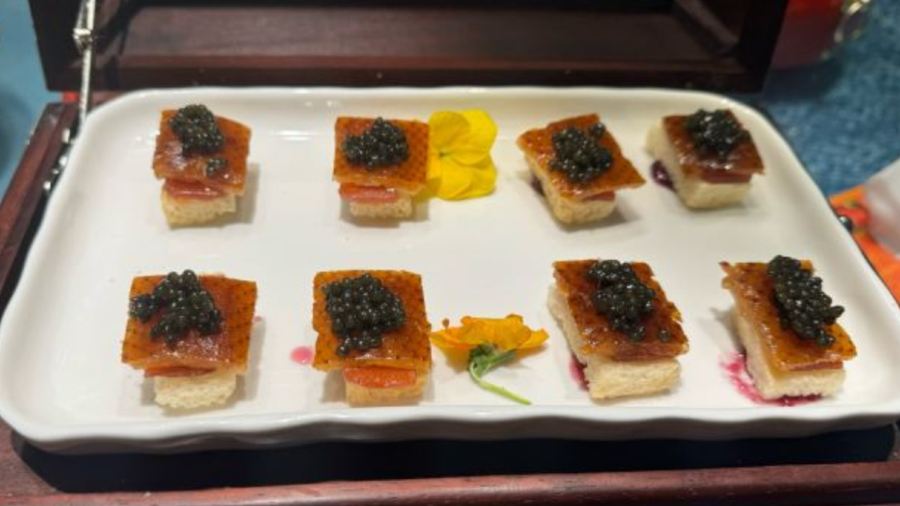 鸭百味·味道名厨烤鸭酒店(德隆街店)