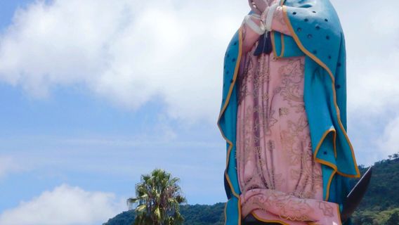 Monumental Vírgen de Guadalupe