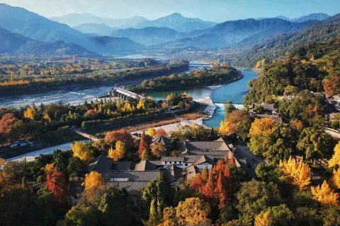 Dujiangyan Scenic Area