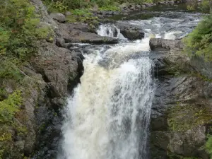Moxie Falls Trailhead & Parking