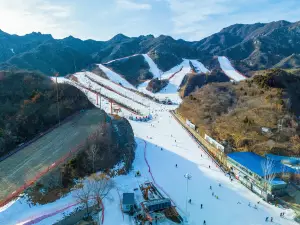 懷北國際滑雪場