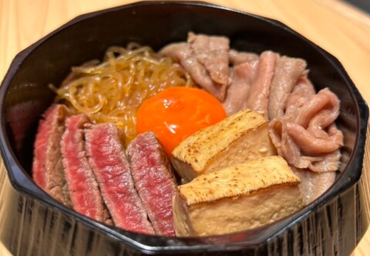 Sukiyakiです SUKIYAKI FUJIMOTOのおすすめメニュー・口コミ・営業情報（心斎橋/難波