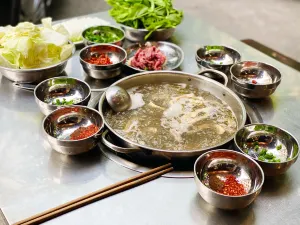 E MEI YUN XIANG YUAN