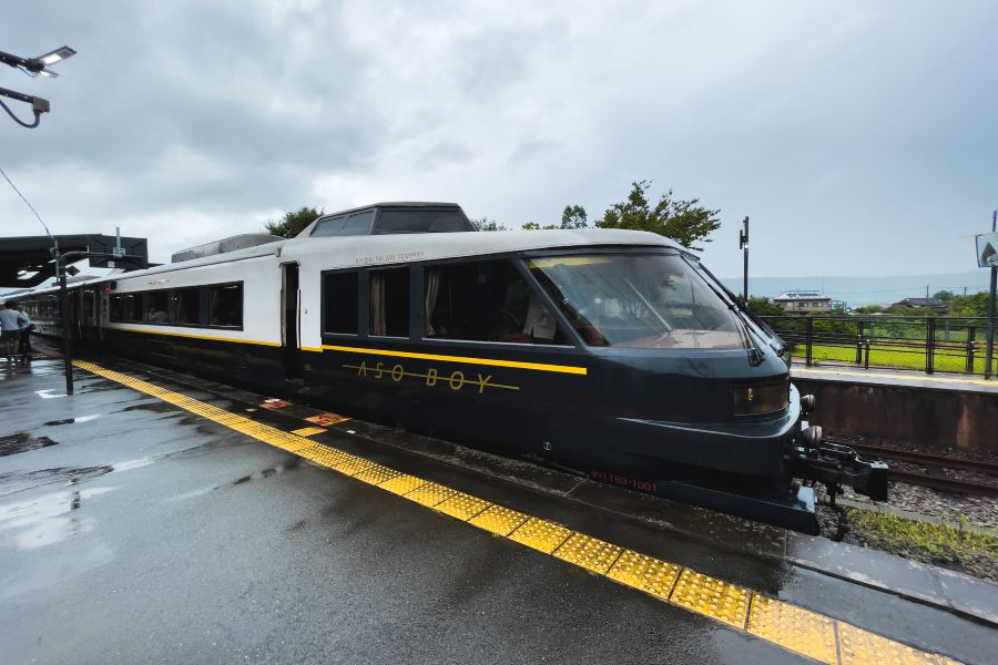 阿蘇男孩號列車