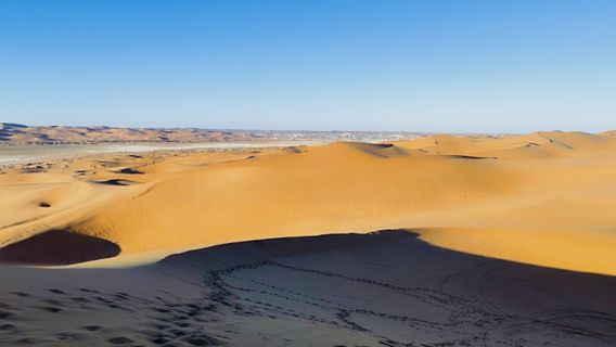 liu hu chuan yue ( wu hu ) lv you jing qu