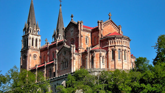 Santa grotta di Covadonga