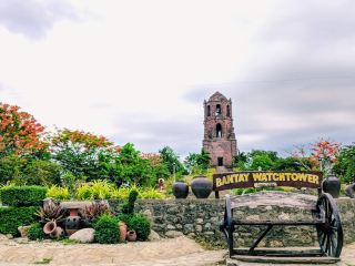The Bantay Bell Watchtower, or Bantay Belfry, is located in a little town called Bantay 10 minutes from Vigan City. Built in 1591, it once served as a watchtower for the Spanish colonists as a defense against the potential risk of invading pirates. 

The word 'bantay' means 'guard' in Tagalog; and even though the Bantay Watchtower was turned into a bell tower by the nearby church in 1857, it still was used as a watchtower during the two World Wars due to its strategic location. 

The Bantay Tower is also quite popular among the local tourists. This is because a famous Filipino movie 'Ang Panday' was shot around the bell tower. 
#unforgettableexperiences#nyedestinations#decembertravel#instagramworthydestinations#holidayvacation#tripinspired#happynewyear