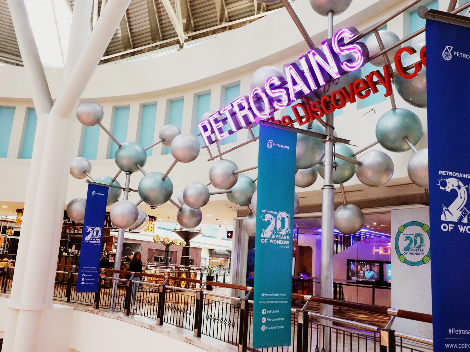 Petrosains travel guidebook -must visit attractions in Kuala 