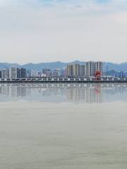 Gezhouba Dam